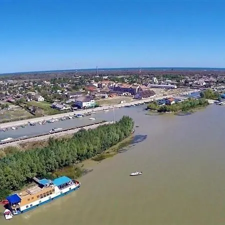 Plutitor Egreta1 * Sfantu Gheorghe (Tulcea)
