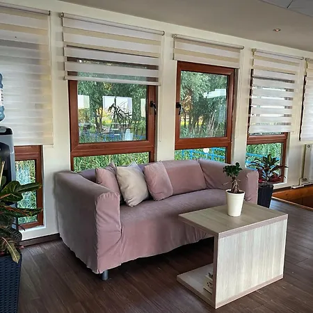 Plutitor Egreta1 * Сфынту-Георге