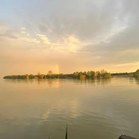 Bådhotel Plutitor Egreta1